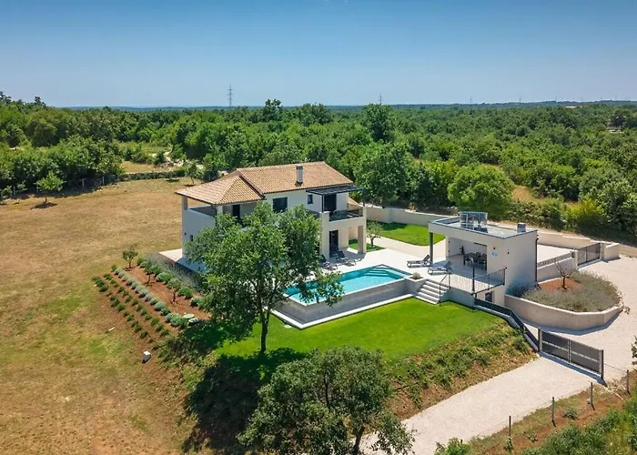 Duplich Comfortable Vila